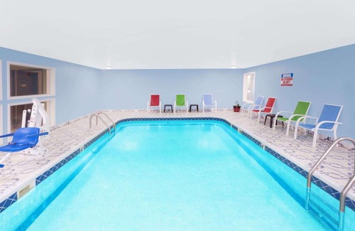 Springfield Hotel | Days Inn by Wyndham Springfield