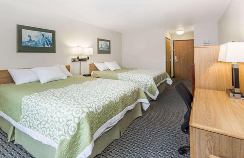 Stoughton Hotel | Days Inn by Wyndham Stoughton WI.