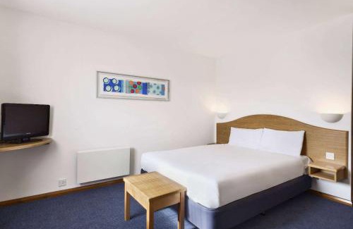 Shifnal Hotel | Days Inn by Wyndham Telford Ironbridge