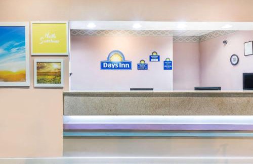 Walterboro Hotel | Days Inn by Wyndham Walterboro