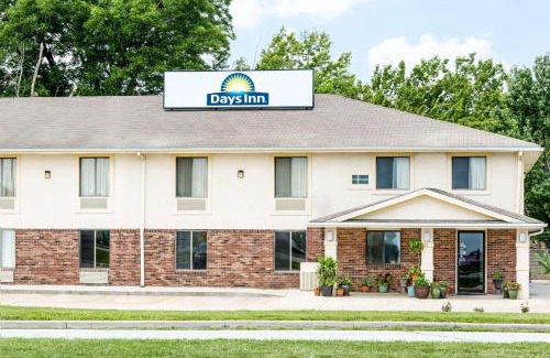 Warrensburg Hotel | Days Inn by Wyndham Warrensburg