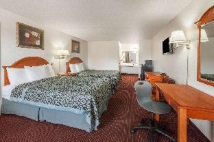 Canton Hotel | Days Inn & Suites by Wyndham - Canton First Monday Trade Days