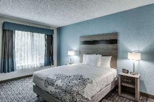Spokane Hotel | Days Inn & Suites by Wyndham Spokane