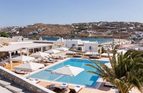 Ornos Villa | Dazzling Mykonos Apartment | Apartment Hamon | Double Room with Garden View |.