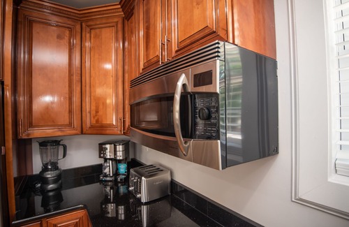 Brightwood House | DC Luxury 7BR Sleeps 16+