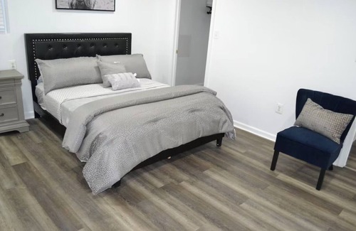 Fort Washington House | DC Luxury Stay - 3BR + Theater - National Harbor