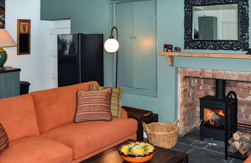 Saint Asaph Cottage | Ddwylig Isaf Farmhouse - UK48624