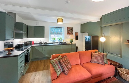 Saint Asaph Cottage | Ddwylig Isaf Farmhouse - UK48624