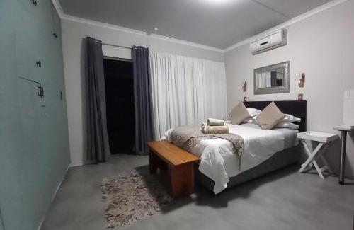 Fichardt Park House | De Dane Guestroom