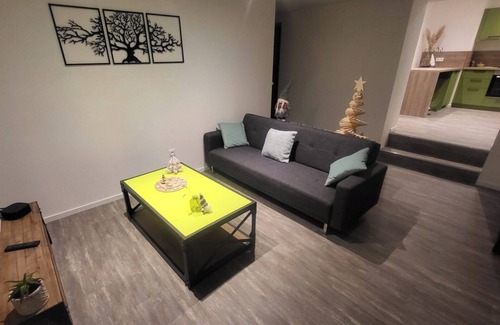 La Vancelle Apartment | "De l'herbe jusqu'à les genoux" - 2-room apartment