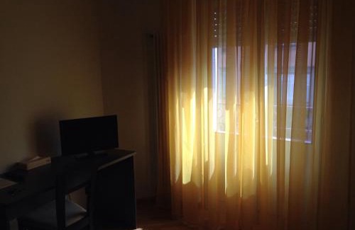 Tirano House | De La Tour