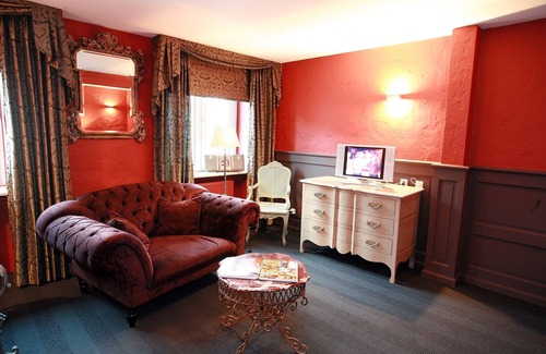 Heist Apartment | De Laurier