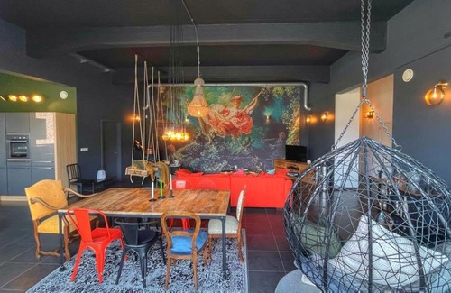 Limbourg Apartment | De Luxe