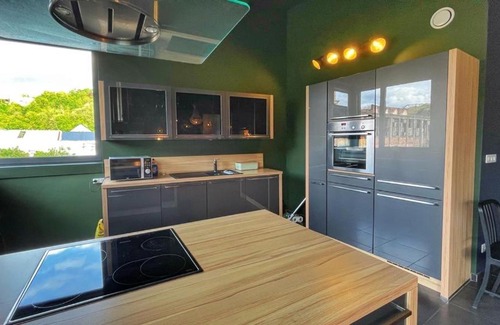 Limbourg Apartment | De Luxe