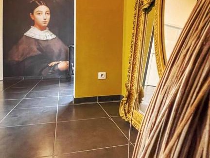 Limbourg Apartment | De Luxe