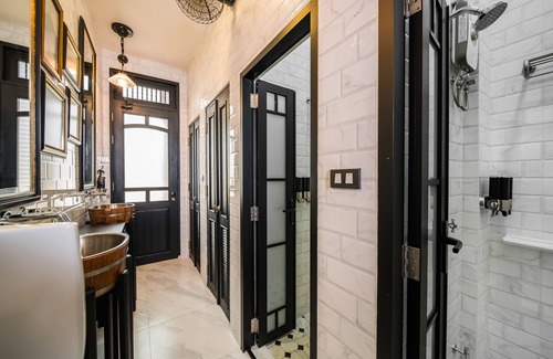 Bang Khun Phrom Hotel | De Phanakron Boutique Hotel