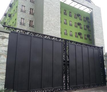 Ikeja Hotel | De Rembrandt Hotels and Suites