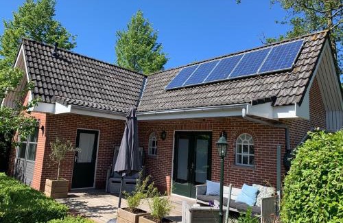 Roodeschool Cabin | De Strandkorf