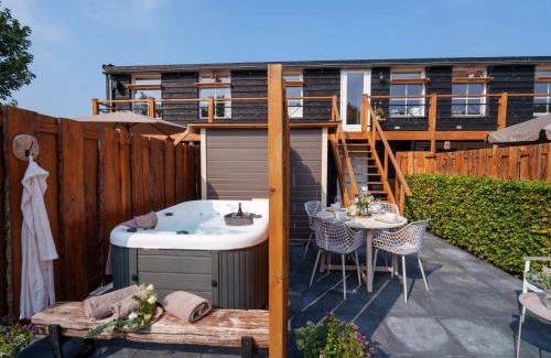 Hattemerbroek Apartment | De Vale