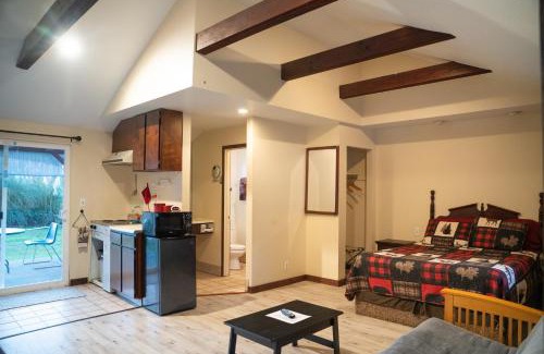 Garberville Resort | Dean Creek Resort