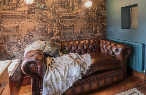 Chapeltown Cottage | DEAN MEWS, family friendly, character holiday cottage in Horsforth