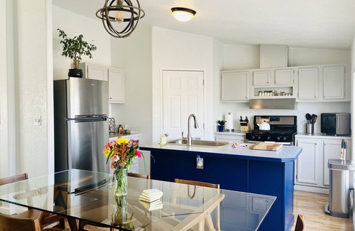 Tecopa House | Death Valley Hot Springs 1BR