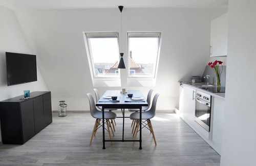 Laboe Apartment | Deck 3 - Ostseebad Laboe - view of the Kiel Fjord and only 200m to the water