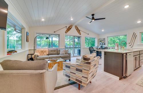 Lake Arrowhead House | Deck and Fire Pit Beachfront Home in Gaylord!