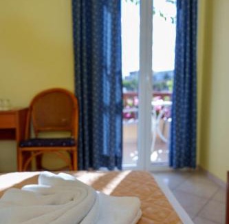 Sfakaki Hotel | Dedalos Beach Hotel