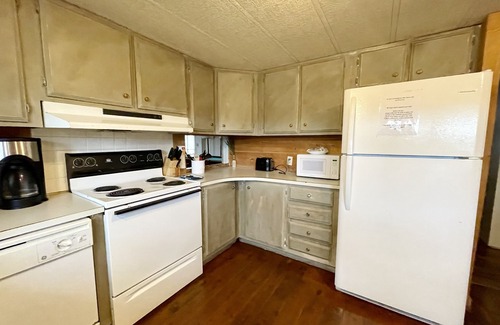 Hartsfield Cabin | Dee's Lakehouse