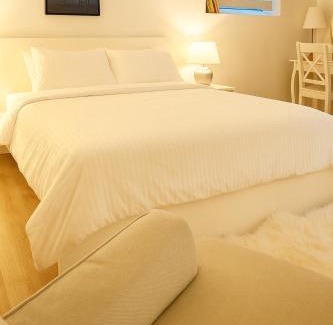Dollarton House | Deep Cove holiday