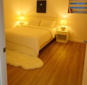 Dollarton House | Deep Cove holiday