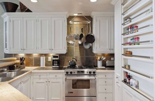 Deer Valley House | Deer Valley 4BR Ski Retreat, Private Hot Tub
