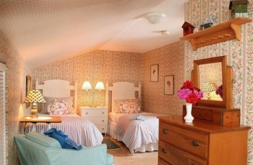 West Dover Bed & Breakfast | Deerhill Inn