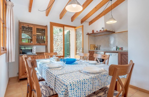 Deia House | Deia semi-detached house .Sunny location near paths to the sea or the village.