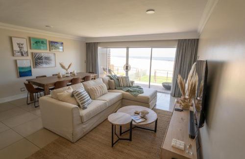 Rand Rifles Villa | Deja Blue Beachfront Villa, Newly renovated