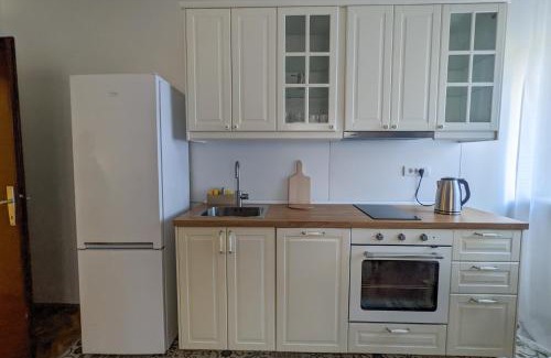 Vukov Spomenik Apartment | Deja FREE PARKING