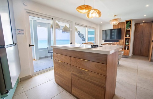 Pedernales House | Del Mare At Buye Beach