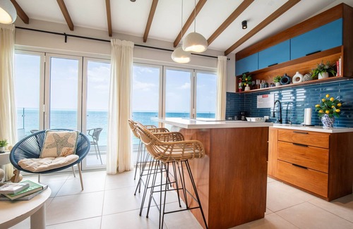 Pedernales House | Del Mare At Buye Beach Rooftop