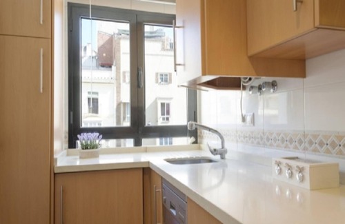 La Merced Apartment | Del Parque Flats Cervantes