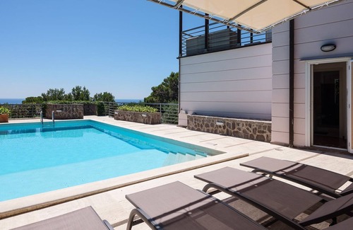 Rosignano Marittimo Villa | DELICIOUS VILLA WITH PANORAMIC SEA VIEW