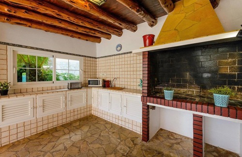 Sant Rafael de Sa Creu Villa | Delightful Ibiza Villa | Spectacular Mountain Views | Villa Jasmine | 4.