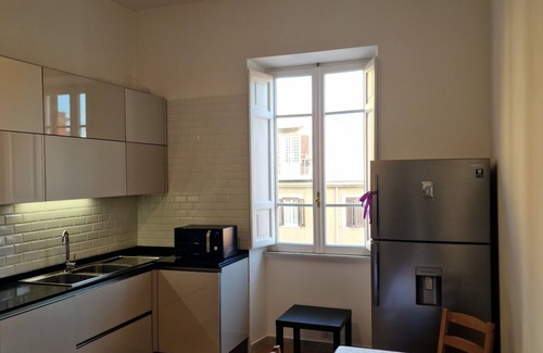 Pigneto Apartment | Delightful apartment in Pigneto, Rome Bright, airy, air conditioned.