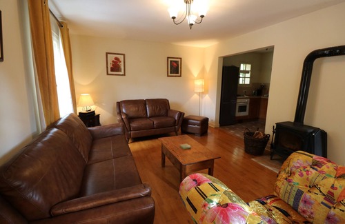 Daglan House | Delightful house with private pool and garden in the pretty village of Daglan
