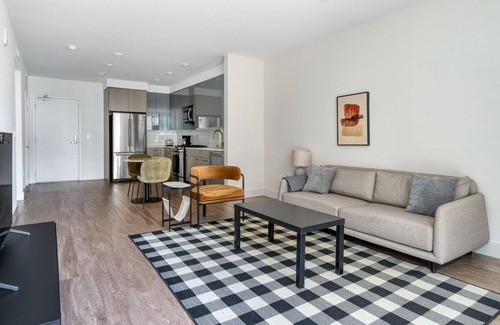Mountain View Apartment | Delightful Mountain View 1BR w/Gym, Pool, near Retail, by Blueground