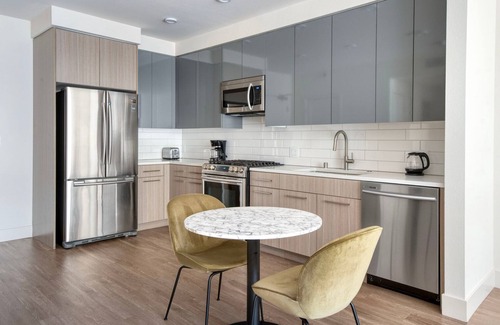 Mountain View Apartment | Delightful Mountain View 1BR w/Gym, Pool, near Retail, by Blueground