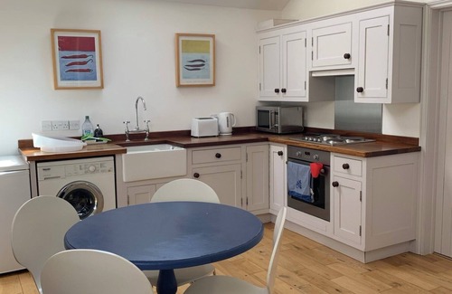 Aldborough House | Delightful Norfolk countryside barn with free parking & WiFi, dog friendly too