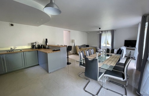 Binson-et-Orquigny Cottage | Delsy house - comfort cottage