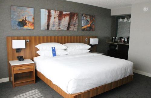 Fargo Hotel | Delta Hotels by Marriott Fargo