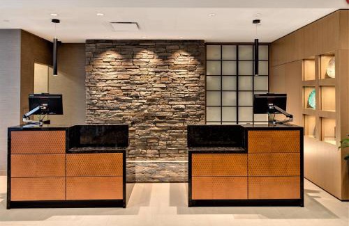 City Centre Hotel | Delta Hotels by Marriott Kamloops